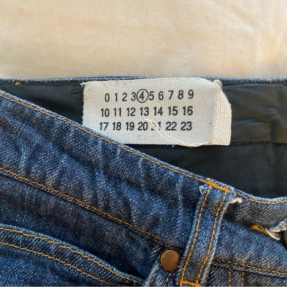 Maison Margiela Line 4 Low Rise Dark Blue Denim Jeans - Picture 3 of 8